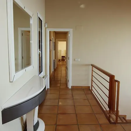 Vistabonita With Sea View In Hills Villa