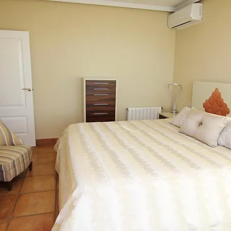 Villa Vistabonita With Sea View In Hills Altea